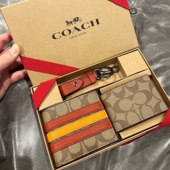 NWT COACH MEN'S BOXED 3 IN 1 WALLET GIFT SET IN SIG CANVAS WITH VARSITY STRIPE - Picture 1 of 6